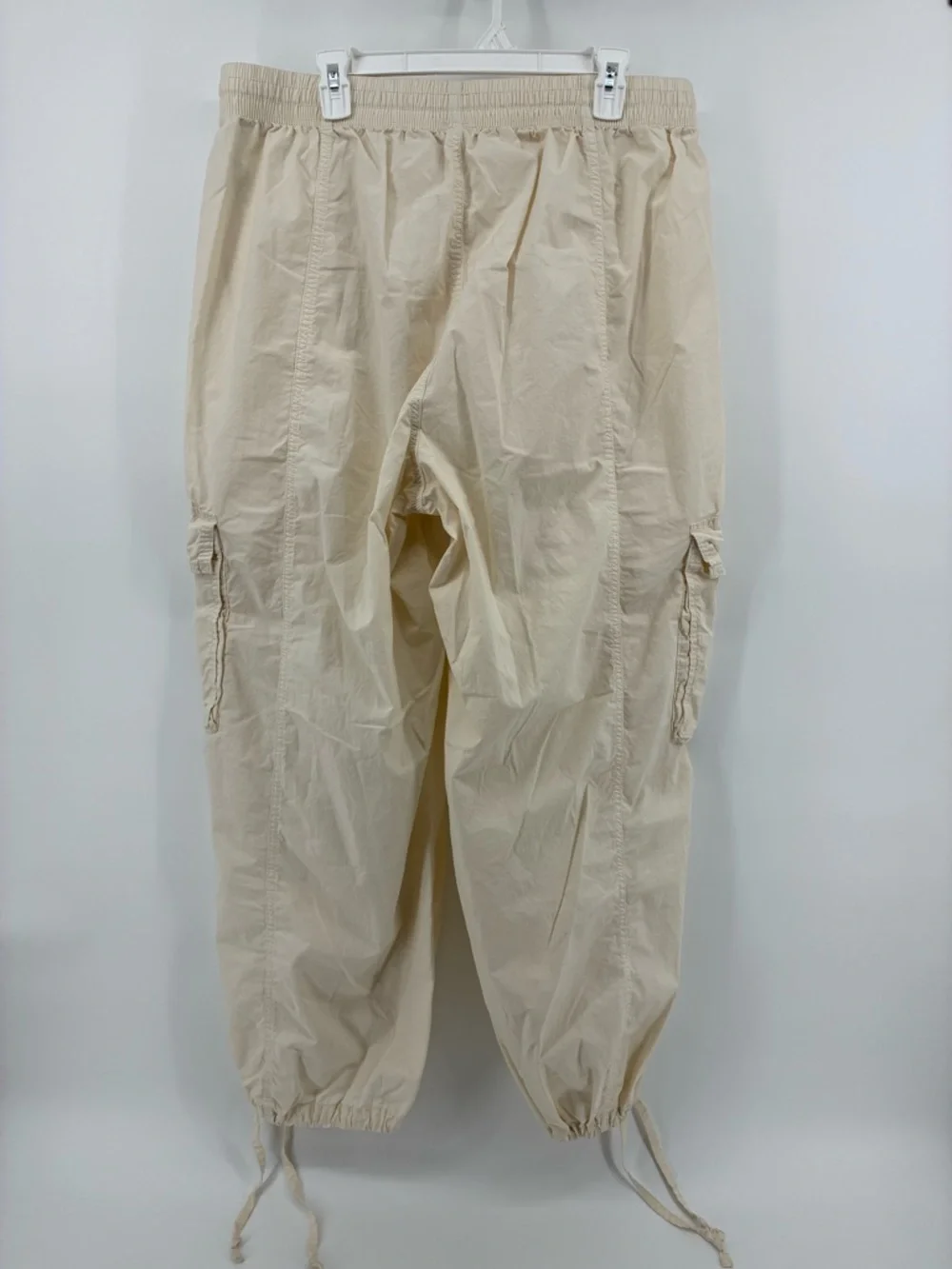 aerie Cream Wide-Leg Cargo Pants with Drawstring Waist - Picture 10 of 16